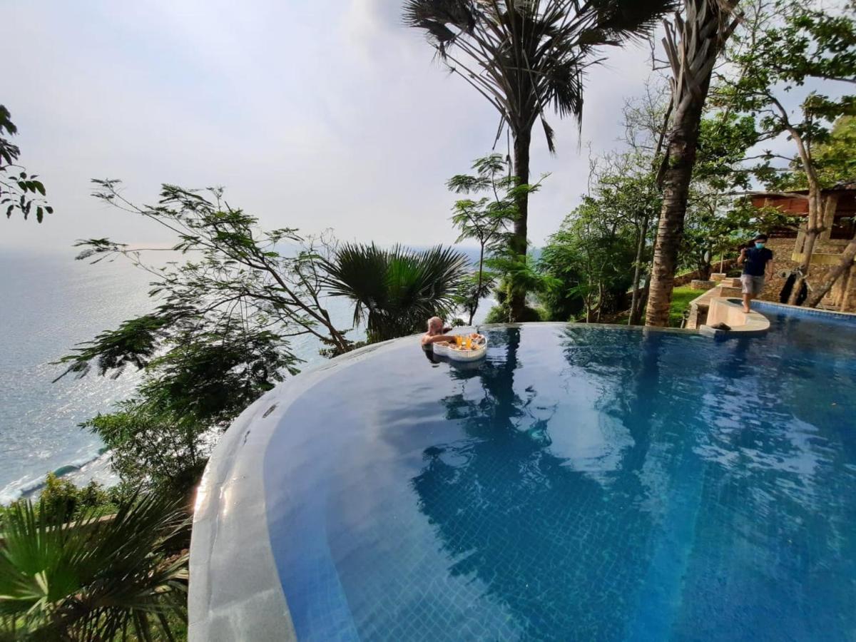 Edge Resort, Yogyakarta Парангтритис Экстерьер фото